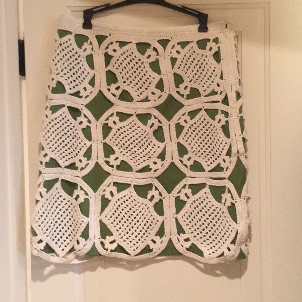 Tory Burch sz L skirt only worn 2 times